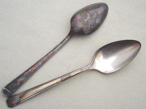 1930s vintage silver plate flatware 1881 Rogers Capri pattern teaspoons 