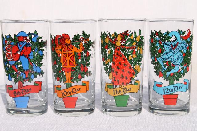 12 Days of Christmas Anchor Hocking set of drinking glasses, vintage holiday tableware