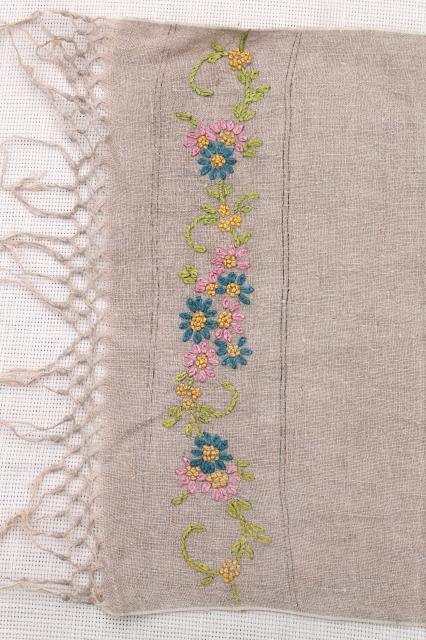 1920s vintage embroidered linen farmhouse table runner, natural flax color antique fabric