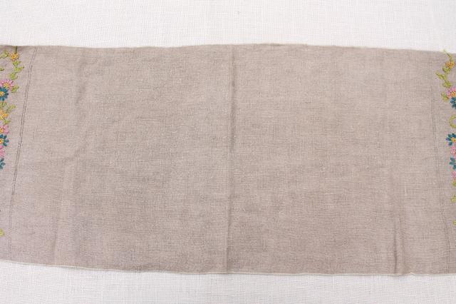 1920s vintage embroidered linen farmhouse table runner, natural flax color antique fabric
