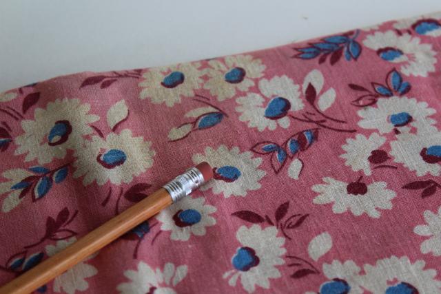 1940s 50s vintage cotton feed sack fabric, white & blue daisy flowers on pink