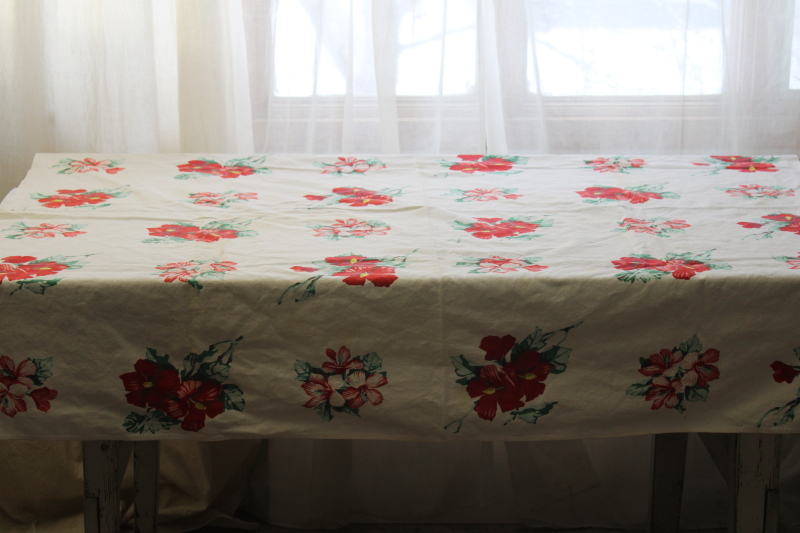 1950s vintage Wilendure printed cotton tablecloth, red hibiscus flowers retro floral print