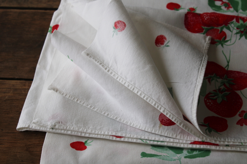 1950s vintage red strawberries print cotton tablecloth, retro cottage kitchen decor