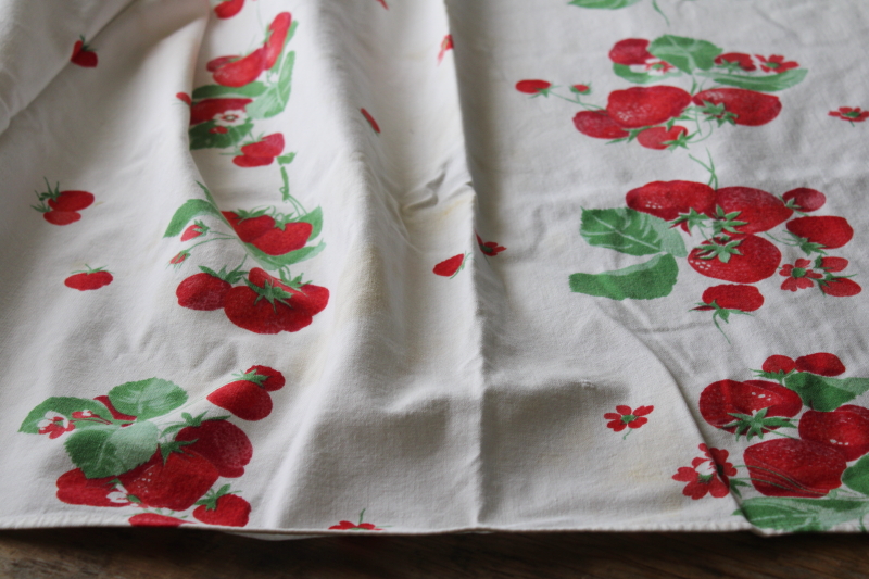 1950s vintage red strawberry print cotton tablecloth, retro cottage kitchen decor