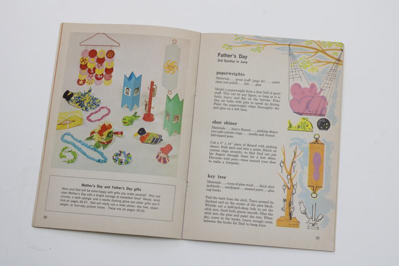 1960s vintage holiday craft book Things Children Can Make pack o fun type projects