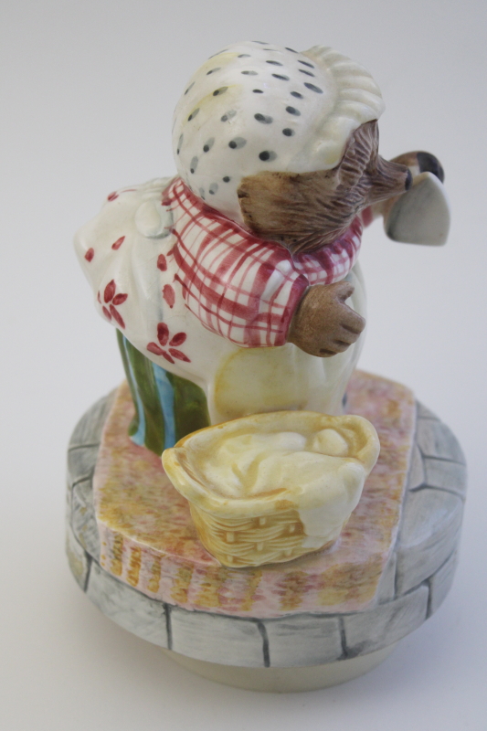 1970s vintage Schmid Beatrix Potter Mrs Tiggy Winkle music box plays Oh What A Beautiful Morning