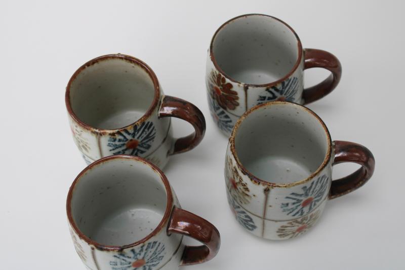 1970s vintage stoneware pottery mugs w/ starburst daisy flowers, Otagiri Japan?