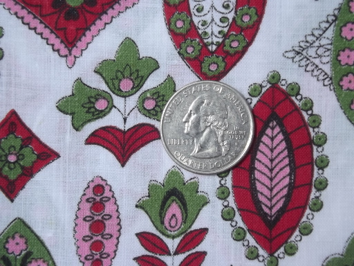 4 yds 40s 50s vintage cotton fabric, retro print in red, green, pink 