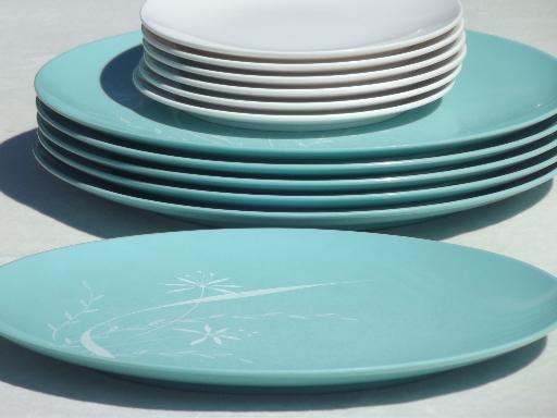 50s 60s vintage melmac plates w/ mod turquoise & white print pattern