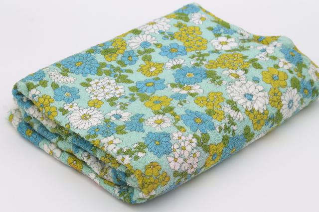 60s 70s vintage daisy print cotton terrycloth towel fabric, aqua blue & chartreuse