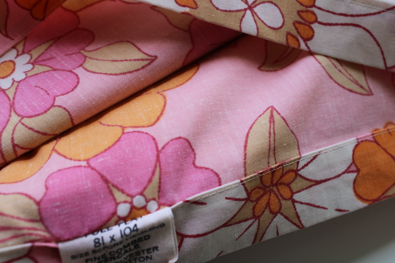 60s 70s vintage poly cotton fabric flat bed sheet, flower power retro daisy floral pink orange