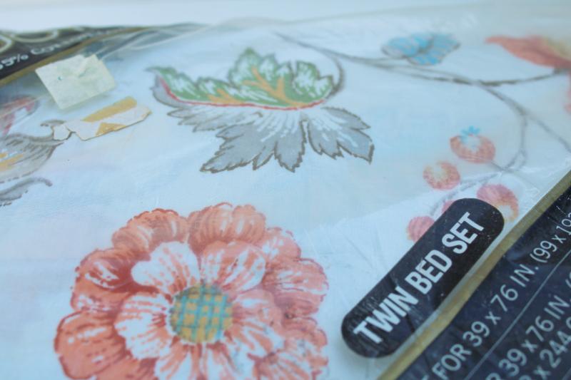 70s 80s vintage poly cotton bedding Southbridge floral print, mint in pkg twin sheets set