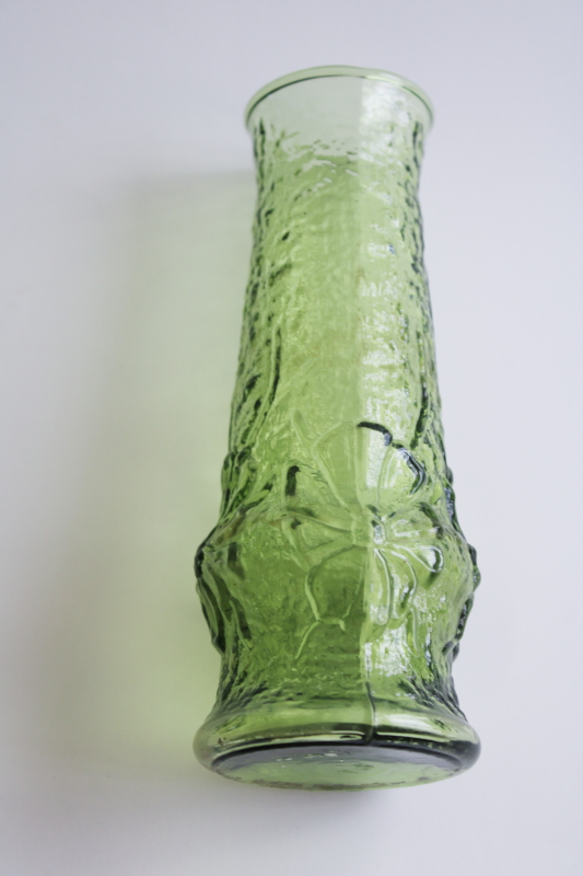 70s retro glassware, vintage Anchor Hocking Rainflower pattern avocado green glass bud vase