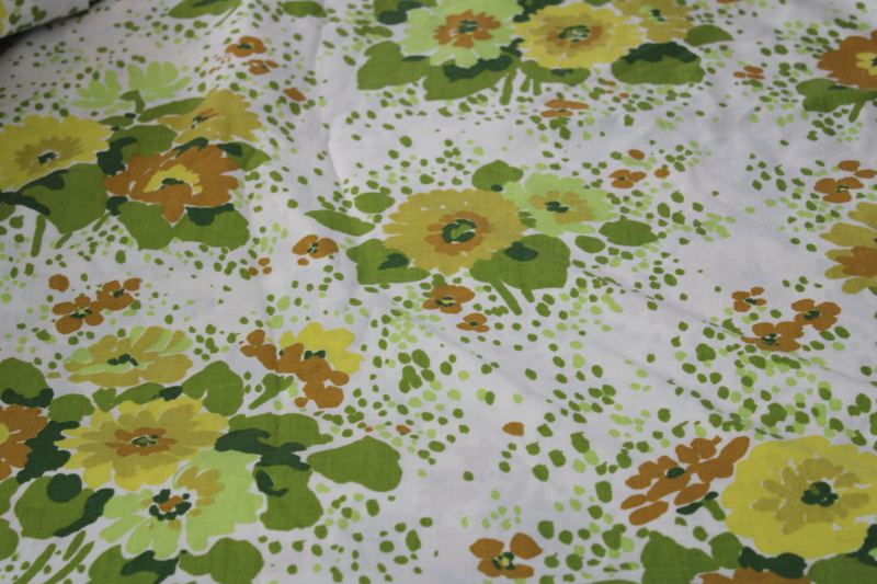 70s vintage flowered bedsheet twin size flat sheet, retro mod floral in shades of gold  lime green