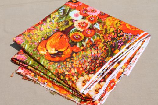 70s vintage flowered print fabric, retro floral marked Daido Maruta Japan