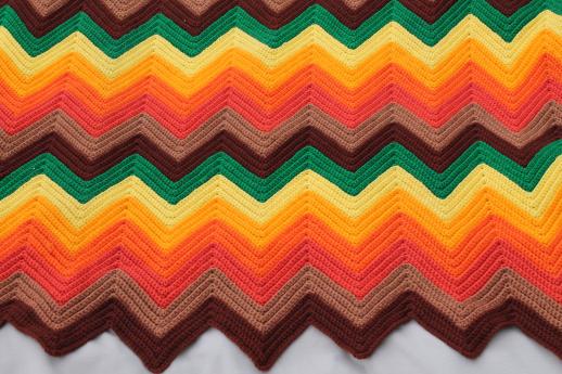 70s vintage ripple crochet afghan, zig-zag chevrons in bright retro colors! 
