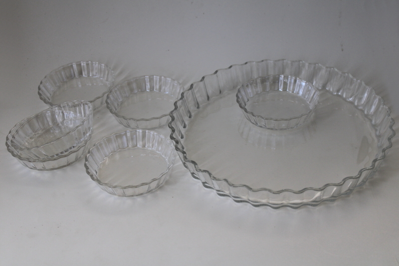 Arcopal France glass fluted pans for pastry tarts, quiche, flan, set mini pans w/ full size pan
