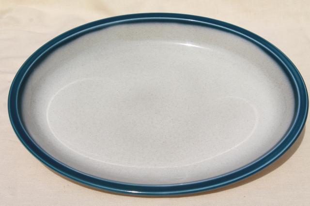 Blue Pacific Wedgwood casual dinnerware, serving platter, oval bowl, gravy or sauce pitcher