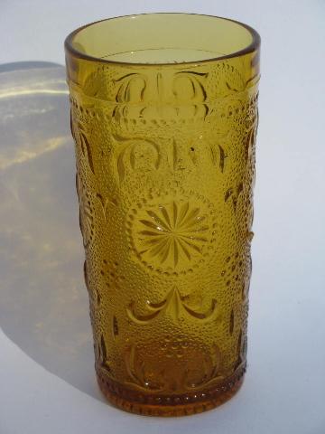 Concord daisy pattern sandwich glass tumblers, 8 vintage amber glasses