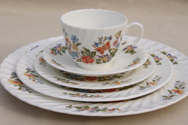 Cottage Garden English Aynsley bone china, butterflies & flowers vintage dishes set for 4