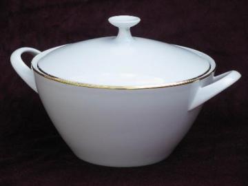 Crown Bavaria Monarch tureen or covered serving bowl, white w/ gold