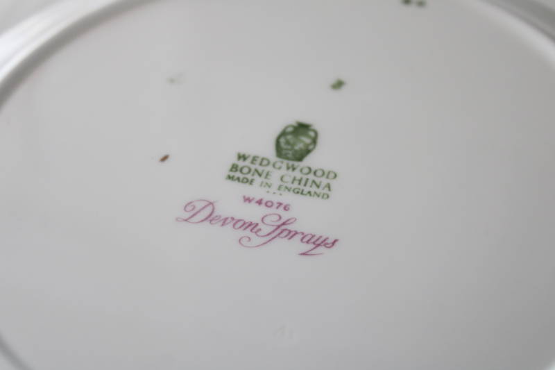 Devon Sprays vintage Wedgwood bone china dinner plates set of 6, English country style floral
