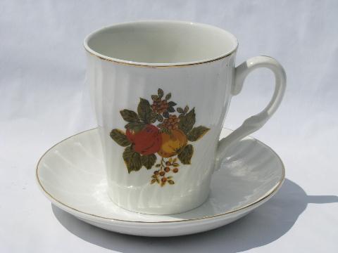 English Harvest Wedgwood china, autumn fruit pattern, 6 cups & saucers