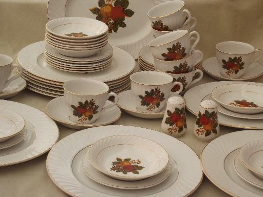English Harvest Wedgwood china, vintage dinnerware set for 10