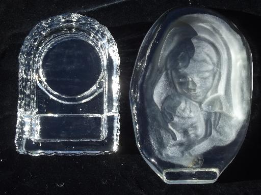 L E Smith label art glass candle holder, portrait of Mary candle shrine