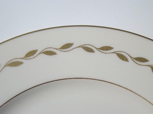 Lenox china Golden Wreath dinner plates, lot of five vintage plates