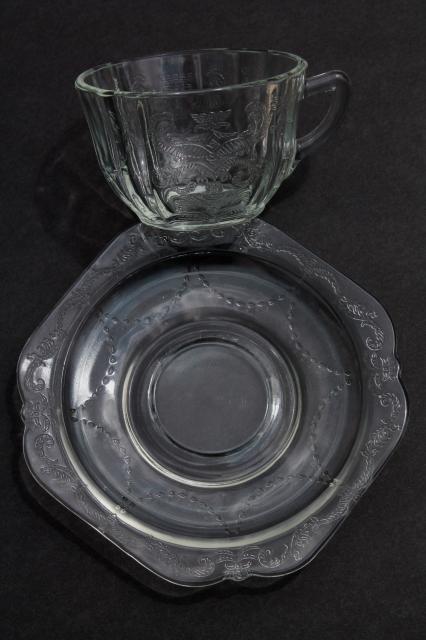 Madrid / Recollection pattern vintage depression glass cups & saucers, crystal clear glass