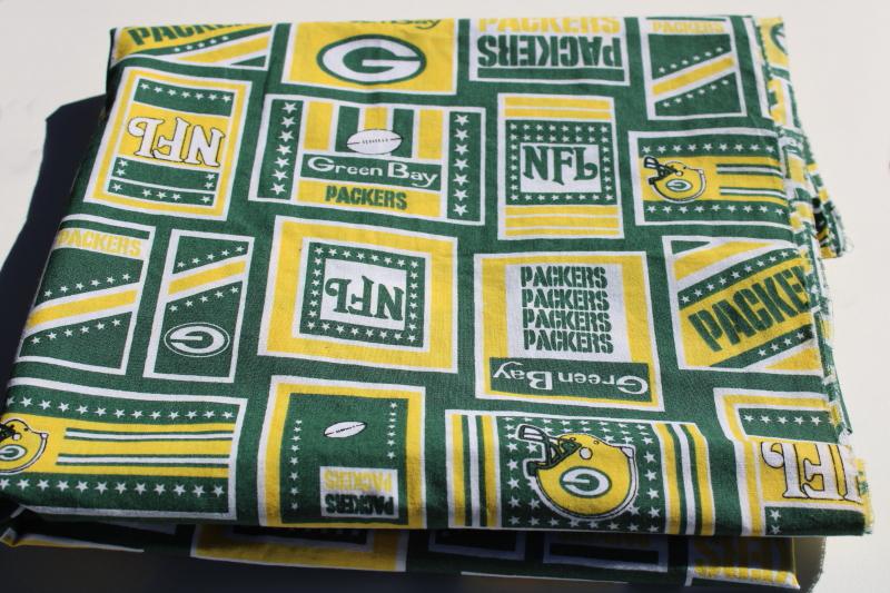 NFL Green Bay Packers print cotton fabric for sports fan gear, craft sewing