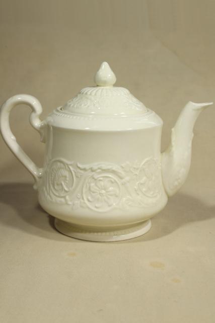 Old Patrician Wedgwood creamware embossed ivory china tea pot, mid-century vintage