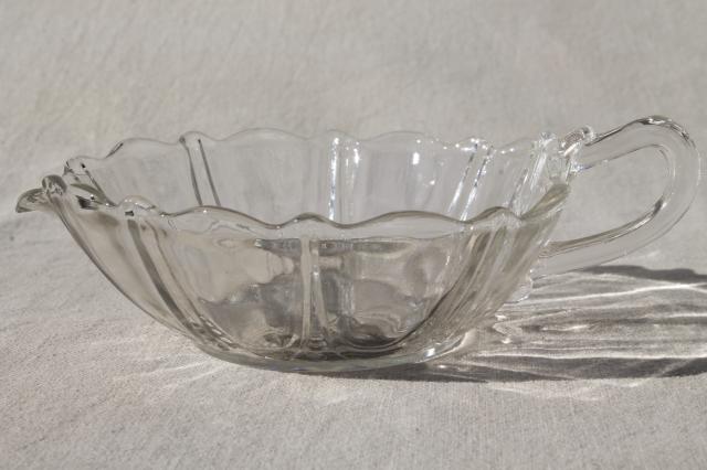 Oyster & Pearl vintage Anchor Hocking depression glass heart shape nappy dishes & divided tray