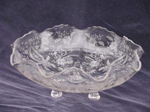 Prelude pattern vintage etched glass dish, three footed bowl