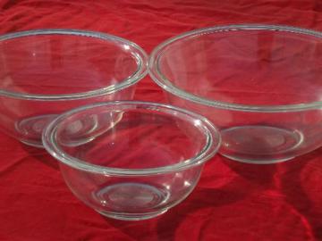 Pyrex clear glass nesting bowls, vintage nest of kitchen mixing bowls