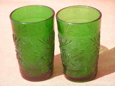 Tiara forest green sandwich daisy juice vintage glasses