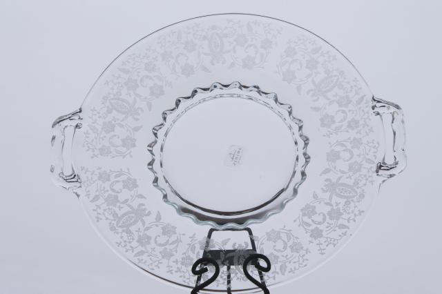 Viking Prelude crystal clear etched glass cake plate, sandwich tray or serving platter 