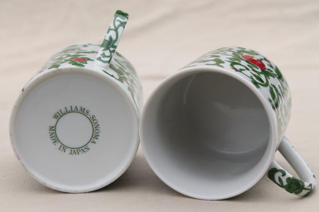 Williams Sonoma holiday coffee mugs set, vintage Japan ceramic cups green vines w/ red