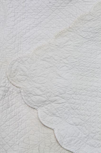 all white wholecloth quilt, vintage quilted cotton bedspread bed cover