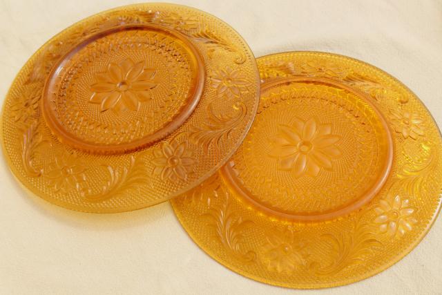 amber glass sandwich daisy pattern luncheon plates vintage Tiara / Indiana glass