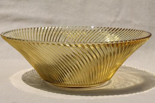 amber yellow depression glass salad bowl & serving plate, Federal glass Diana 