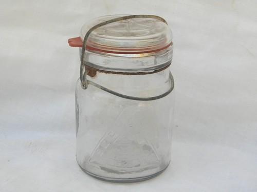 antique 1 pt Security Seal fruit jar, lightning lid and wrinkled glass