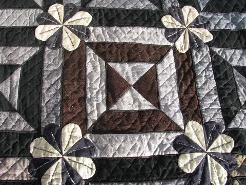 antique Victorian vintage heavy wool pieced quilt w/ appliqued flowers