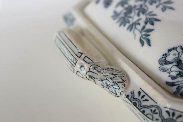 antique Wedgwood china blue & white transferware covered bowl, Edinburg aesthetic border, birds
