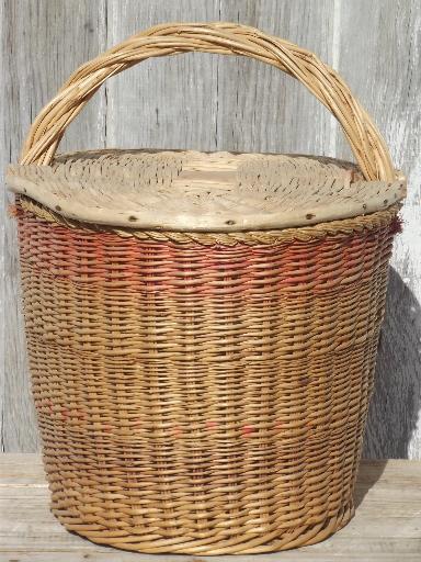 antique wicker basket w/ lid, vintage picnic hamper or sewing  basket