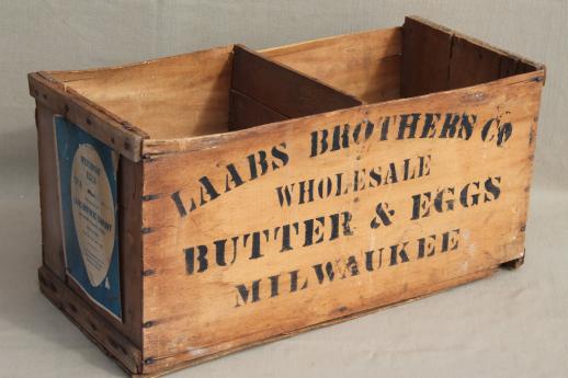 antique wood box stenciled Laabs Milwaukee butter & eggs, primitive vintage egg crate