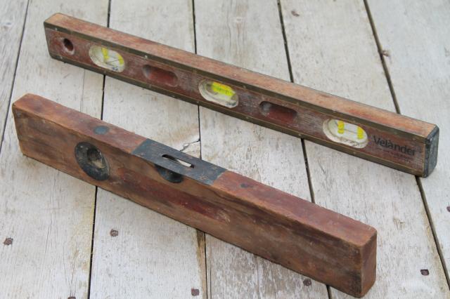 antique wood &amp; brass levels, lot of 4 old carpentry tools Davis &amp; Cook ...