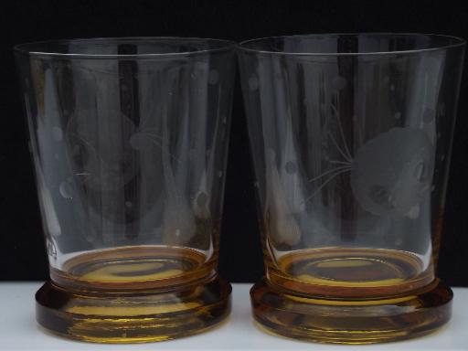 big-eyed goldfish vintage etched glass bar tumblers, 12 amber glasses
