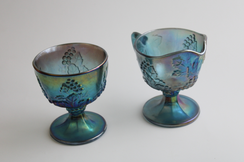 blue carnival glass creamer and sugar set, 70s vintage Indiana glass grapes pattern